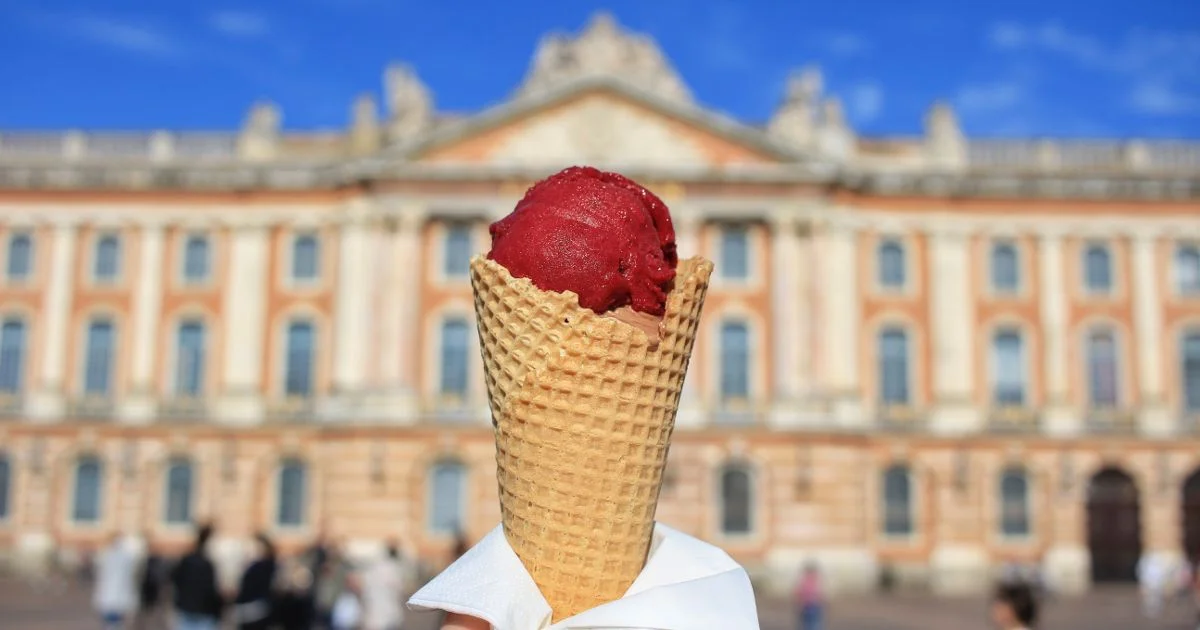 ice cream in Toulouse at the Place du Capitole