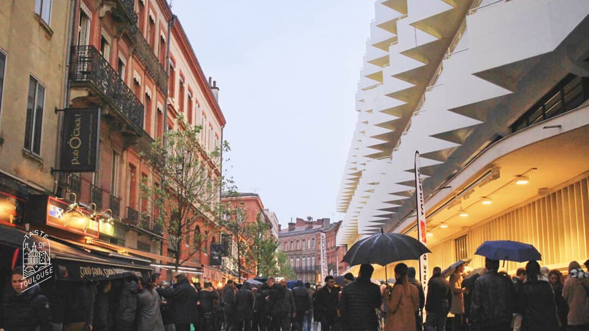 Night market at the Marché Victor Hugo. Taste of Toulouse Zoom virtual background.