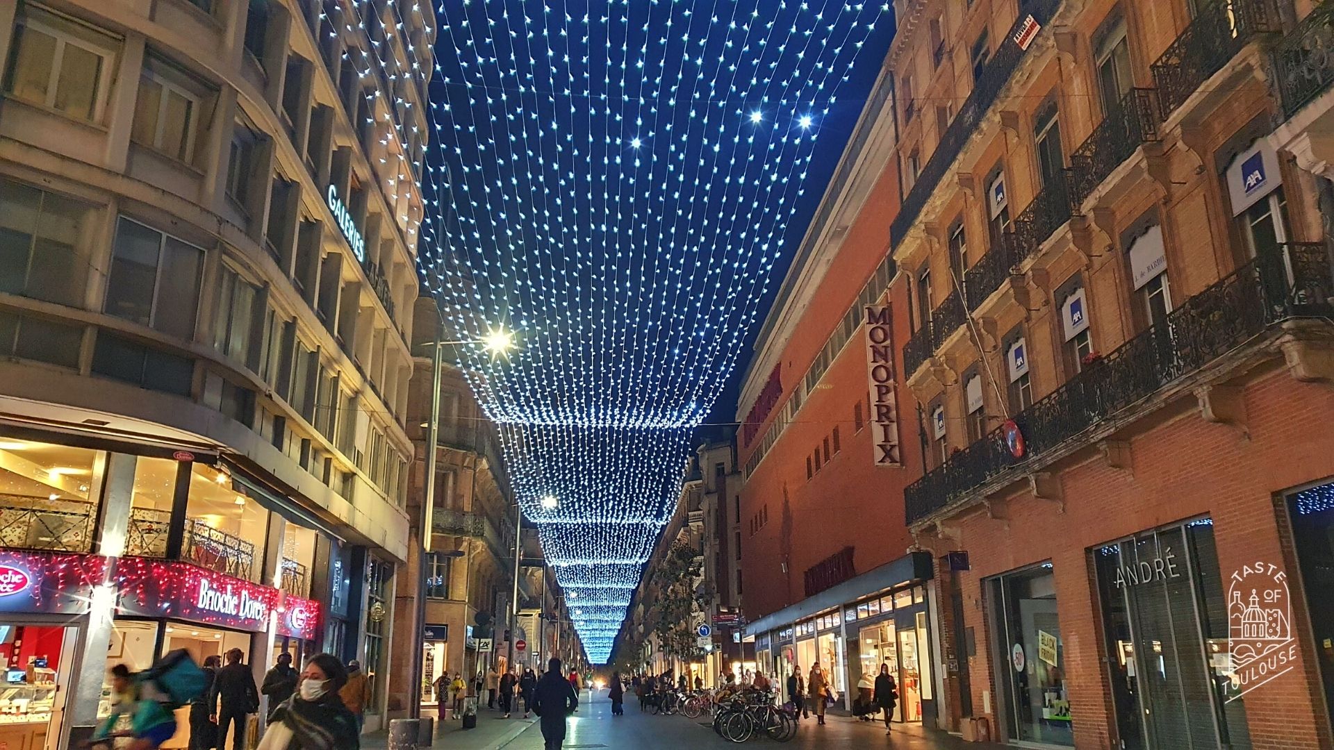 Christmas on the Rue d'Alsace Lorraine, Toulouse.
