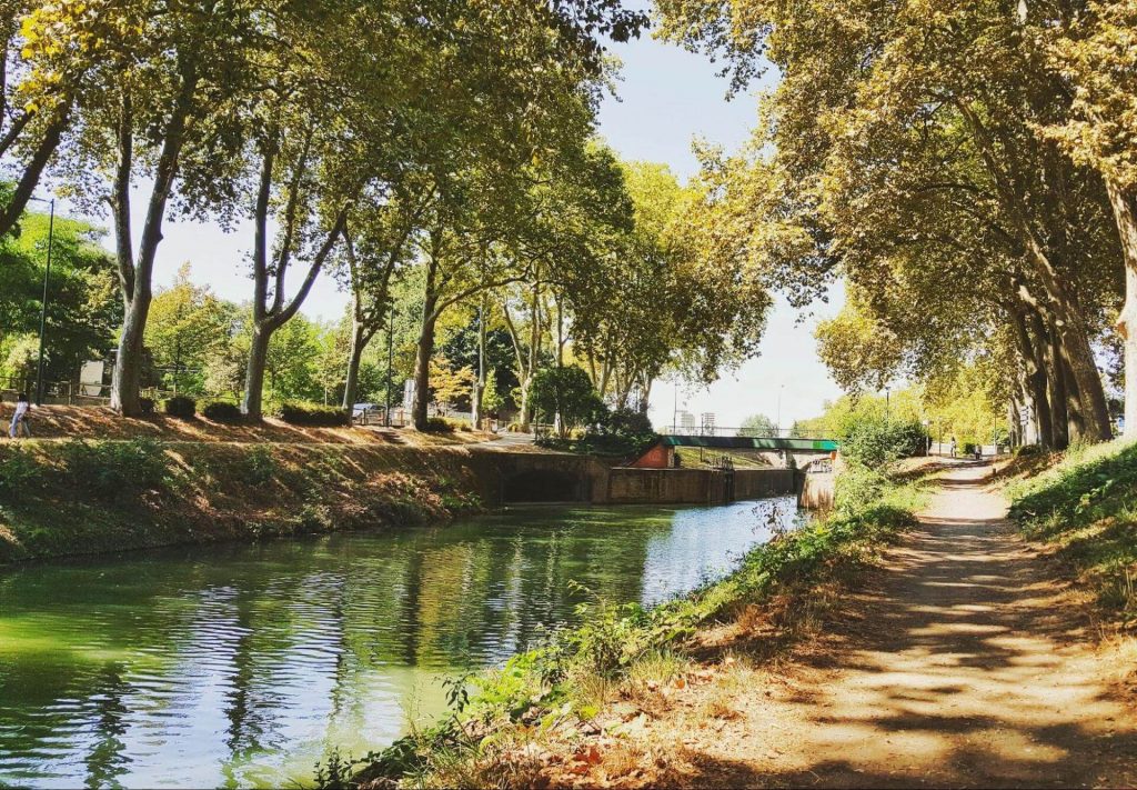 Canal path in Toulouse