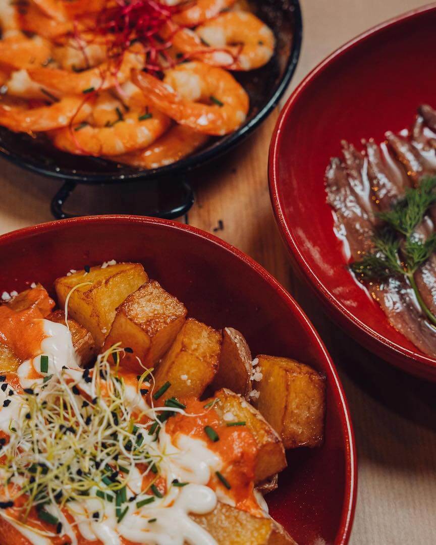 A Taula close up dishes