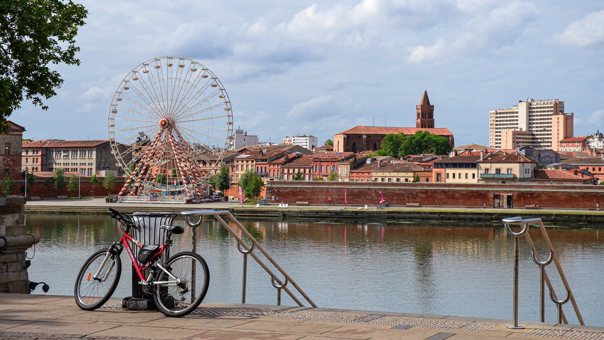 How to Get Around Toulouse | Taste of Toulouse